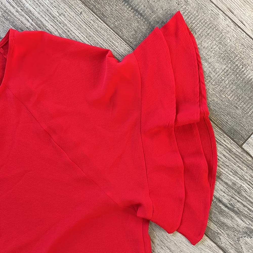 Red blouse - Picture 2 of 3